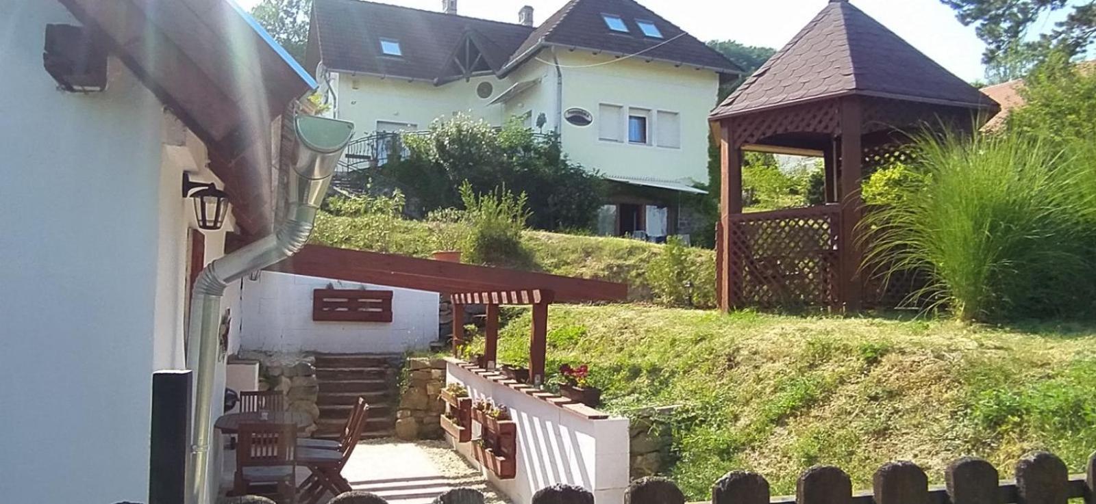 Szigligeti Panoráma Apartmanház Exterior foto